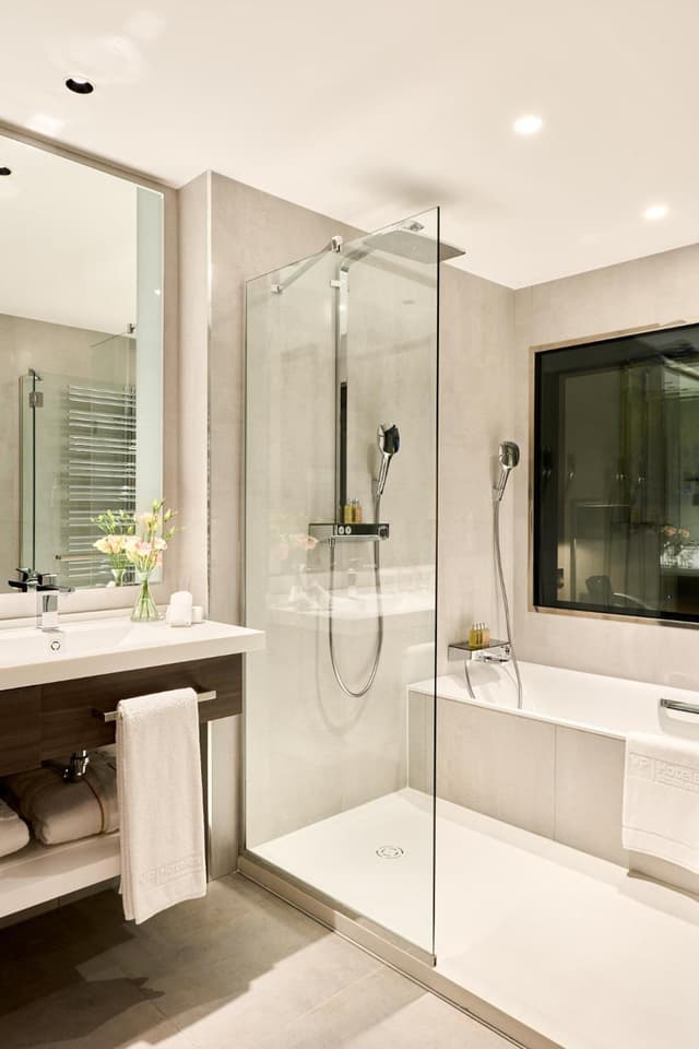 Standard Double or Twin Room · photo 4