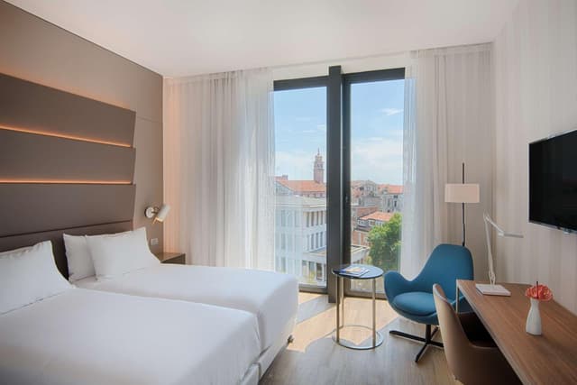 Habitación Doble o Twin Superior con Vista a la Ciudad · foto 1