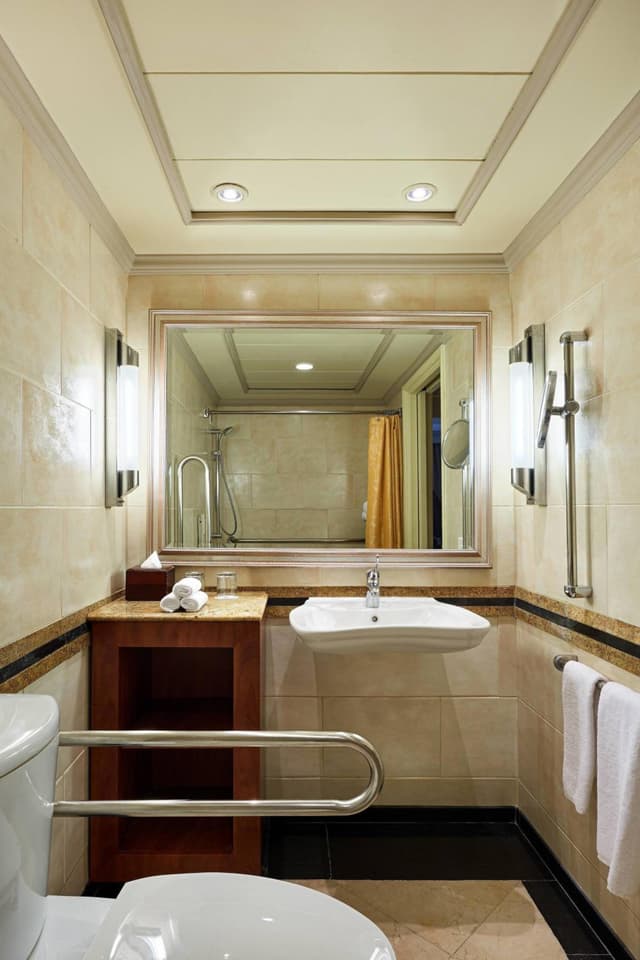 Deluxe Room, 2 Double, Balcony · photo 3
