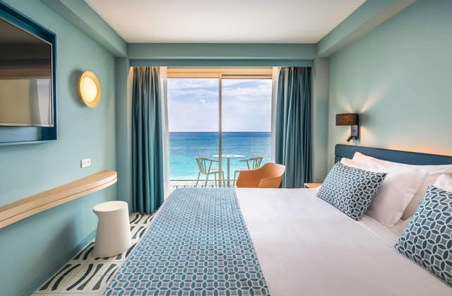 Superior Double or Twin Room with Sea View · photo 2