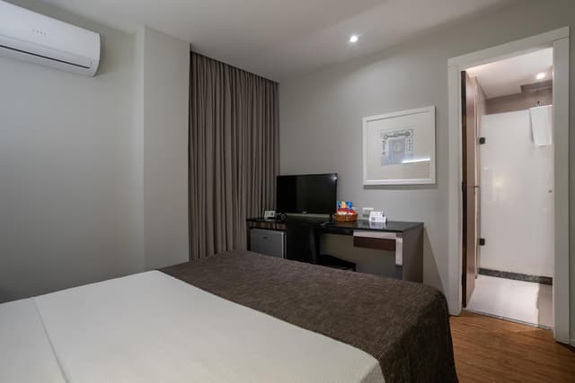 Standard Double Room · photo 3