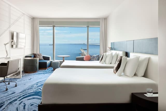 Premier Sky Twin Room with Two Twin Beds and Marina View · photo 1
