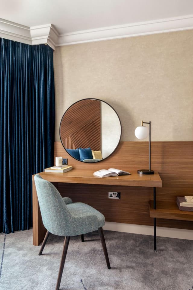 Executive King Room with Interior View · photo 2