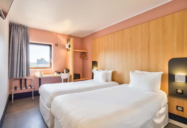 Habitación Estándar con Dos Camas Individuales · foto 4