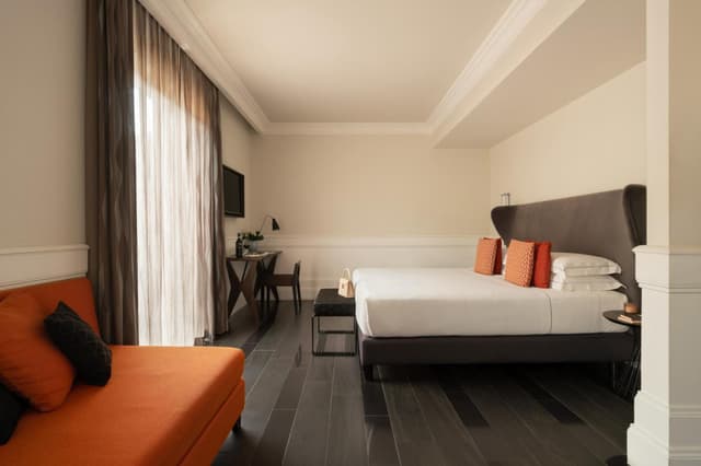 Executive Room · photo 1