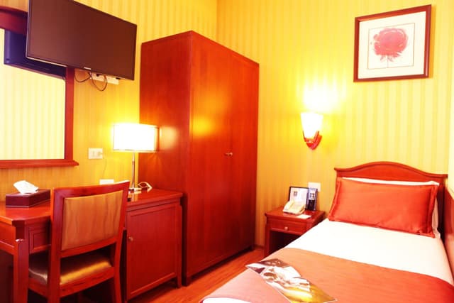 Single Room · photo 4