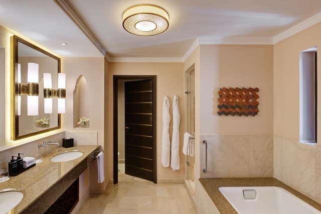 Habitación con cama King en el Pabellón del Patio. · foto 4