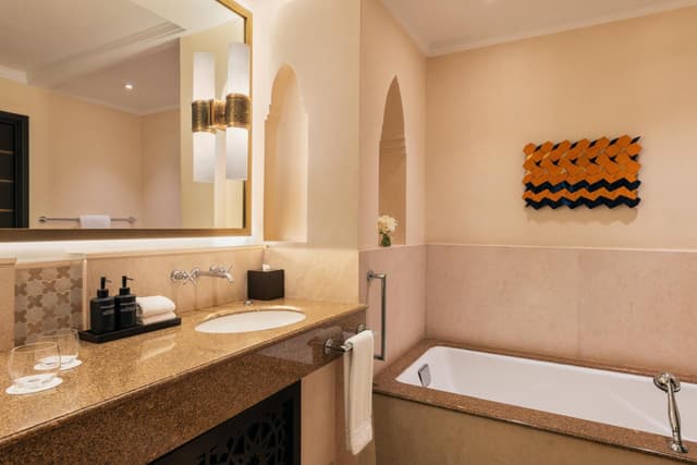 Garden View Terrace Room King Bed · photo 3