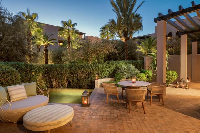 Suite de Patio Premier con Piscina Privada Cama King · foto 4