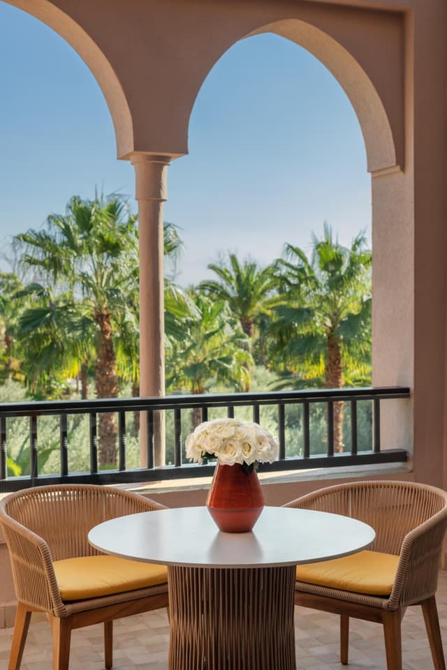 Premier Garden View Room One King Bed · foto 4