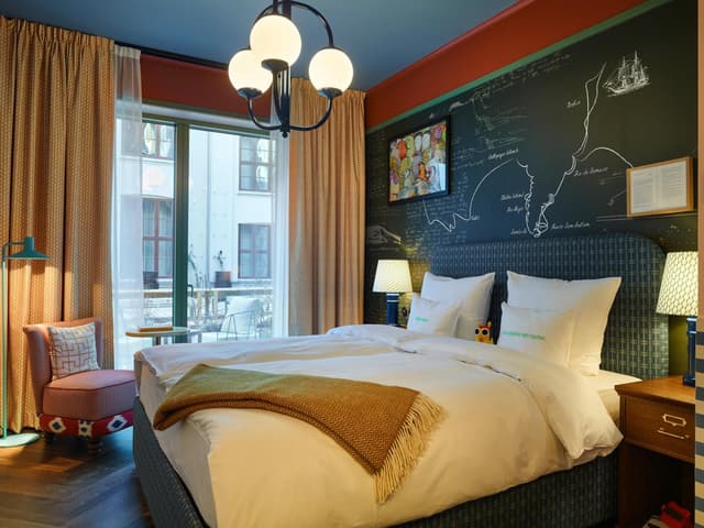 Medium Plus Room · photo 1
