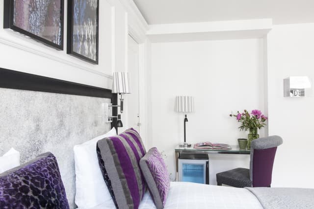 Experience comfort in a stylish and modern space.
