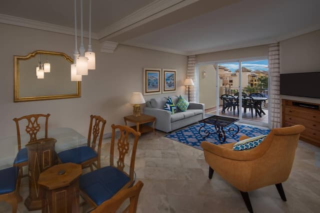 Apartamento de dos habitaciones con balcón · foto 1