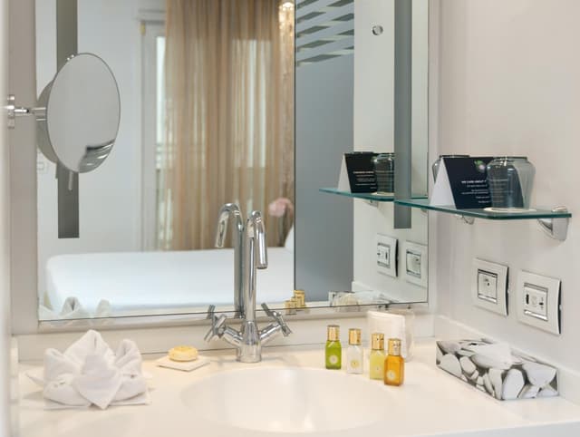 Superior Double or Twin room  - Free Spa Access · photo 4