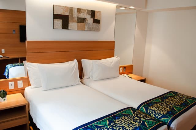 Standard Twin Room · photo 8