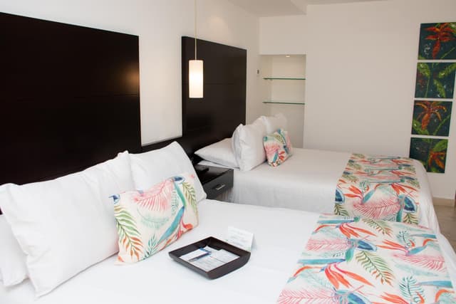 Superior Double Room with Two Double Beds · photo 3