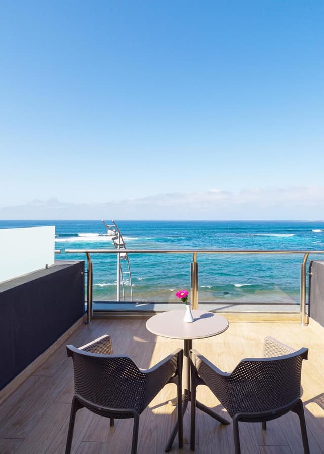 Deluxe Double Room with Balcony and Sea View · photo 6
