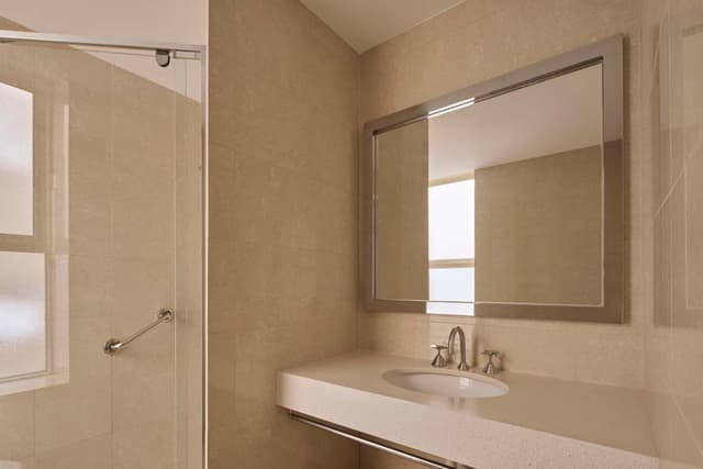 Heritage Queen Room · photo 4