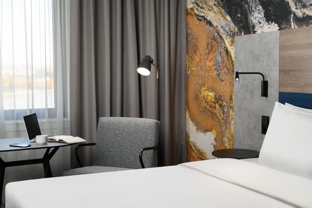 Premium Double Room with City View ( newly refurbished ) · photo 2