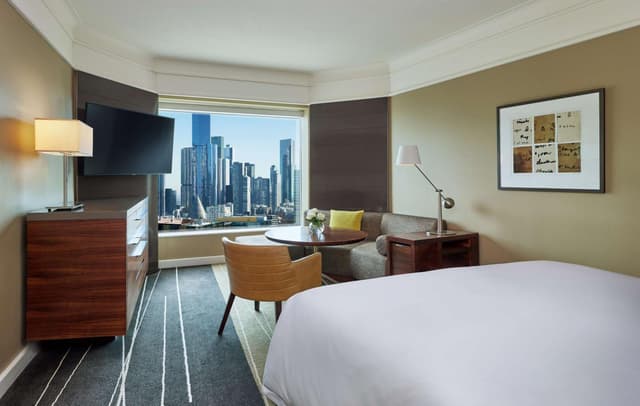 1 King Bed with City View · foto 1