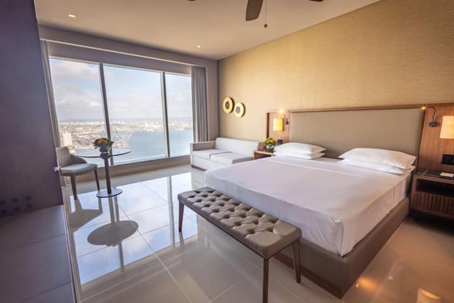 Habitación King con vista a la bahía - Acceso al Club · foto 1