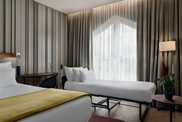 Premium Double or Twin Room with extra bed (2 adults + 1 child) · photo 3