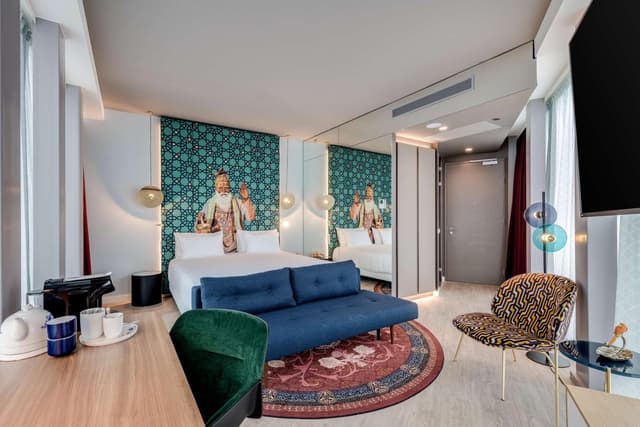 nhow Premium Corner Room · photo 4