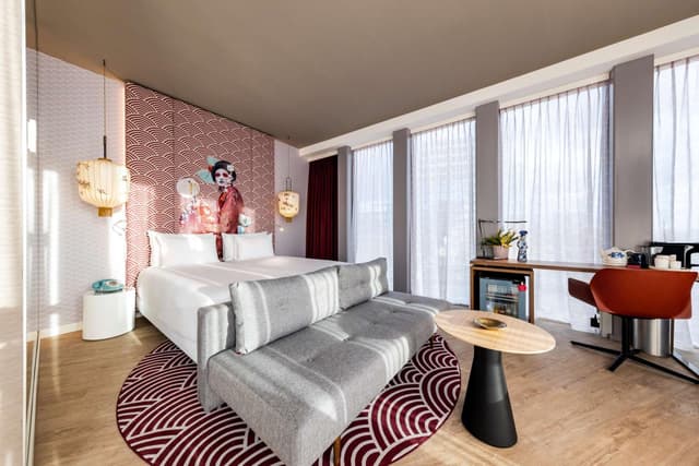 nhow Premium Corner Room · photo 6