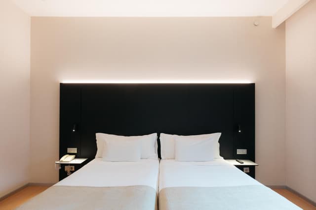 Deluxe Double or Twin Room (3 Adults) · photo 4