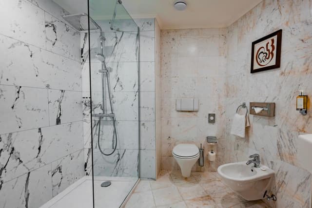 Premium Suite with City View and Executive Lounge Access · photo 2