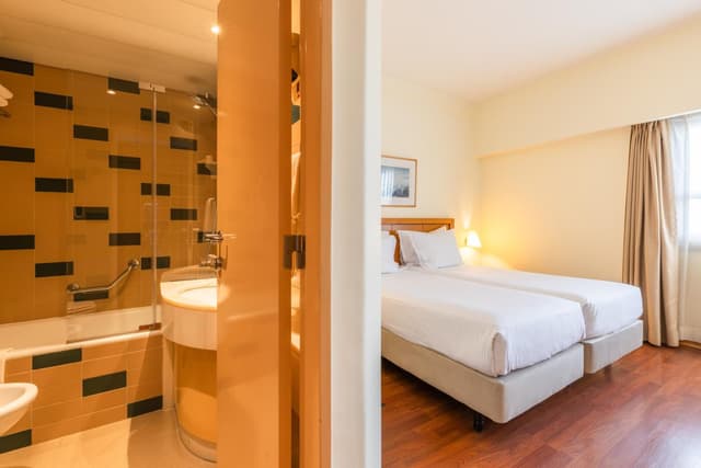 Habitación Doble Estándar o con Dos Camas Individuales. · foto 5