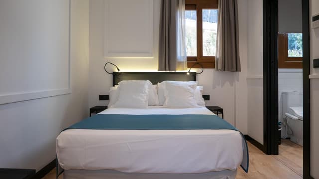 Double Room · photo 7