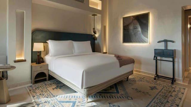 Deluxe Garden View King Room · photo 6