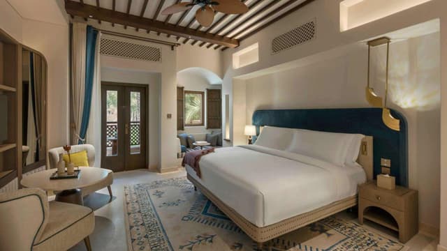 Deluxe Garden View King Room · photo 8