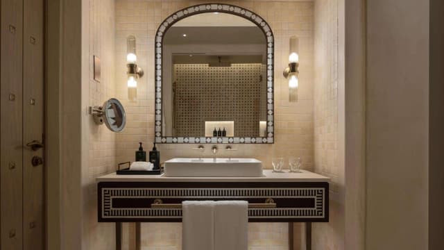Deluxe Desert View King Room · photo 1