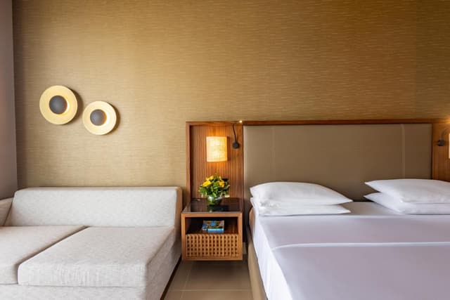Habitación King con vista a la bahía - Acceso al Club · foto 4