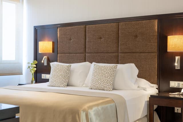 Executive Room · photo 2