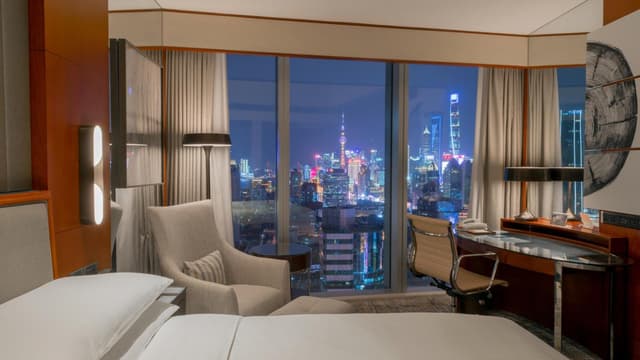 Skyline King Room · photo 3