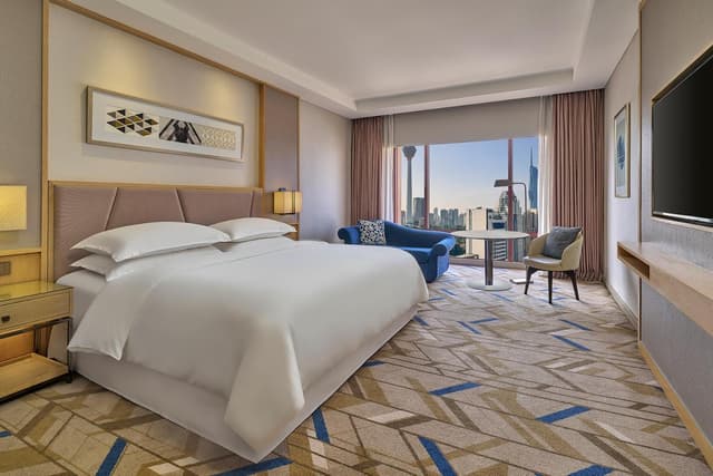 1 King Bed, City View, Room · photo 8