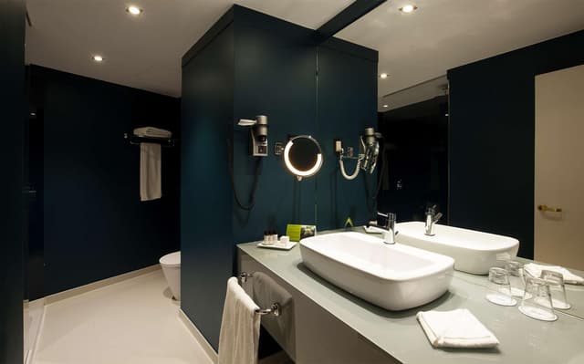 Habitación Doble o Twin Superior con Cama Adicional (2 Adultos + 1 Niño) · foto 2
