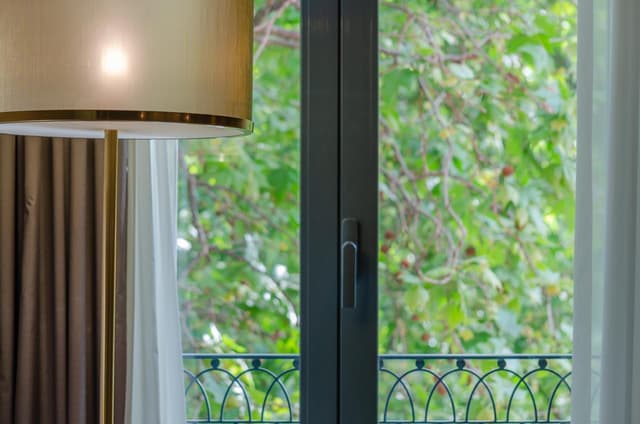 Superior Twin Room with Avenue View · photo 2