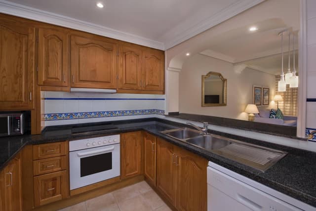 Apartamento de dos habitaciones con balcón · foto 3