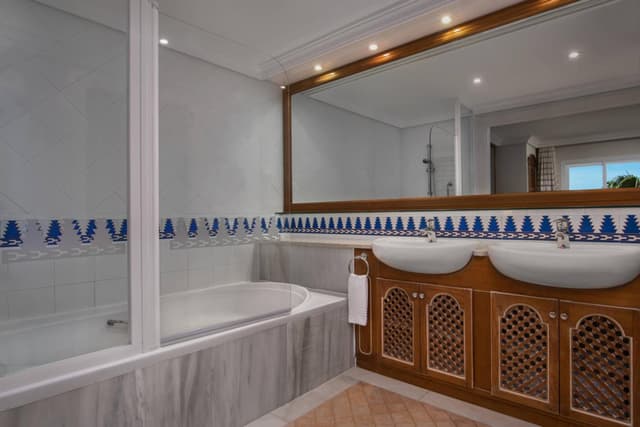 Apartamento de dos habitaciones con balcón · foto 4