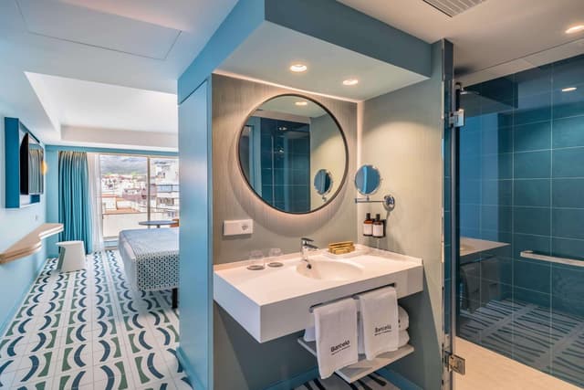 Double Room · photo 2