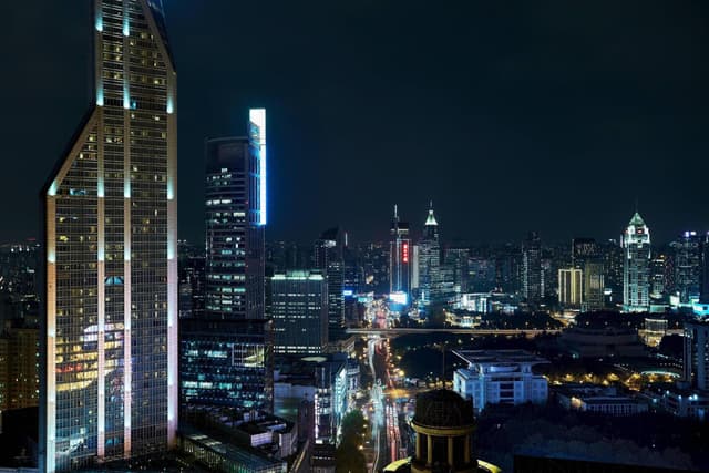 Skyline King Room · photo 2