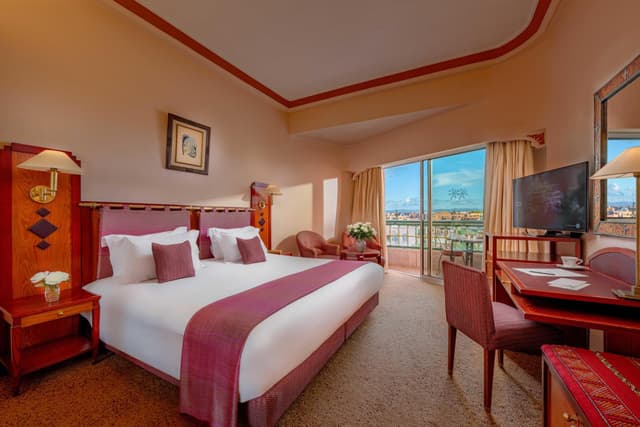 Habitación Doble con vista a la ciudad · foto 1