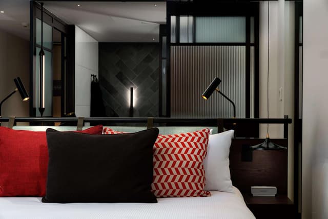 QT Executive King Room · photo 4