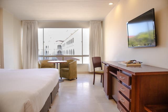 Habitación Rey con vista a la ciudad o al jardín - No fumadores · foto 6