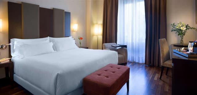 Superior Double or Twin Room · photo 8