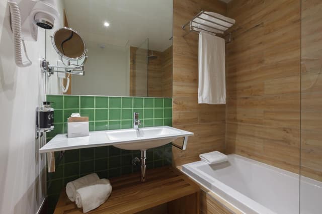 Standard Double or Twin Room · photo 3